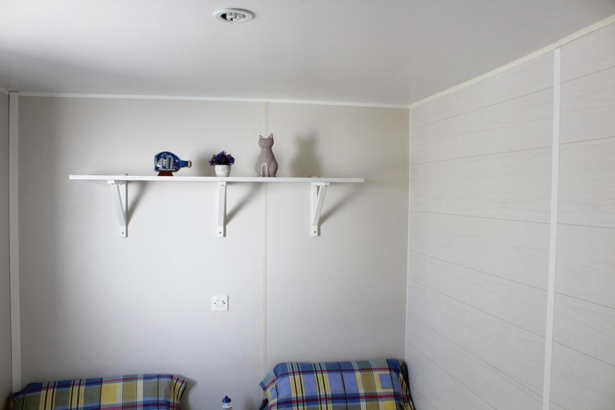H-1.jpg