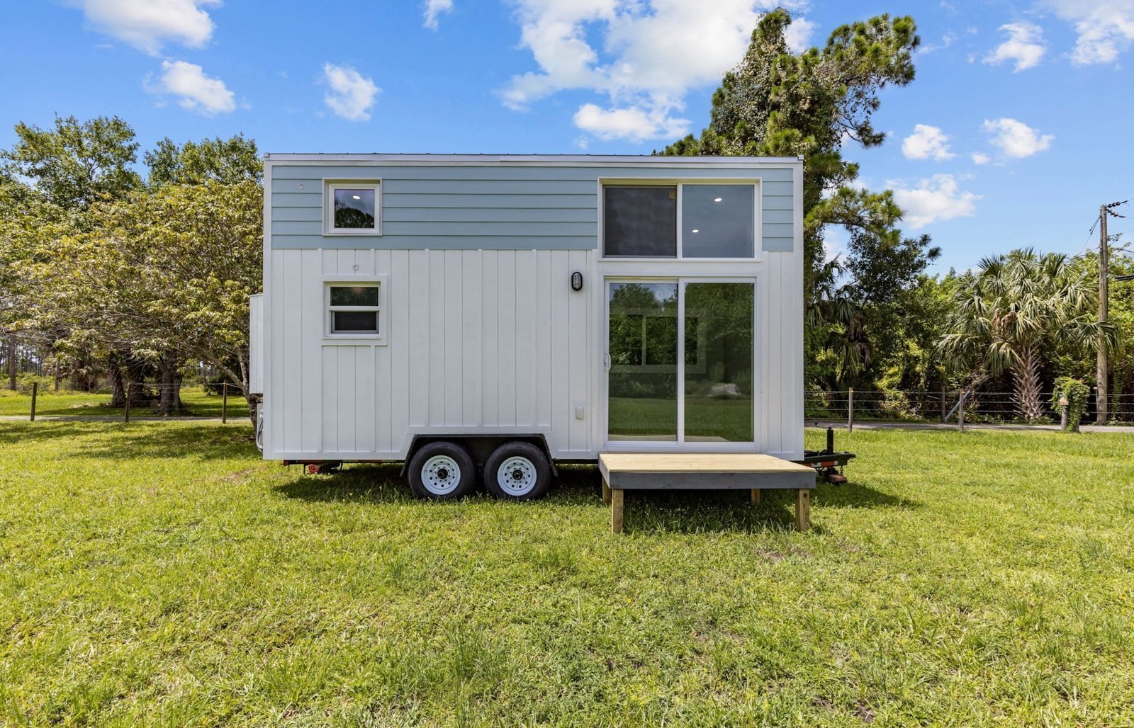 modern-cottage-tiny-home-UAFNXGKGRV-03-1-1.jpg