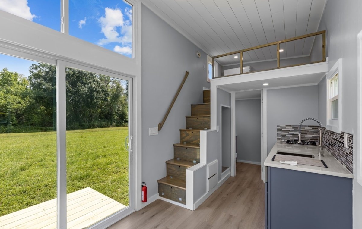 modern-cottage-tiny-home-UAFNXGKGRV-09-1.jpg