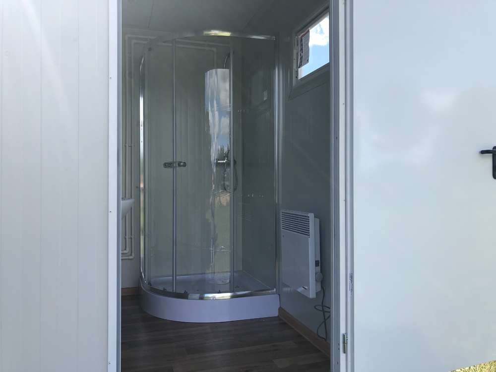 Conteneur sanitaire -WC + douche + réservoir – Image 8