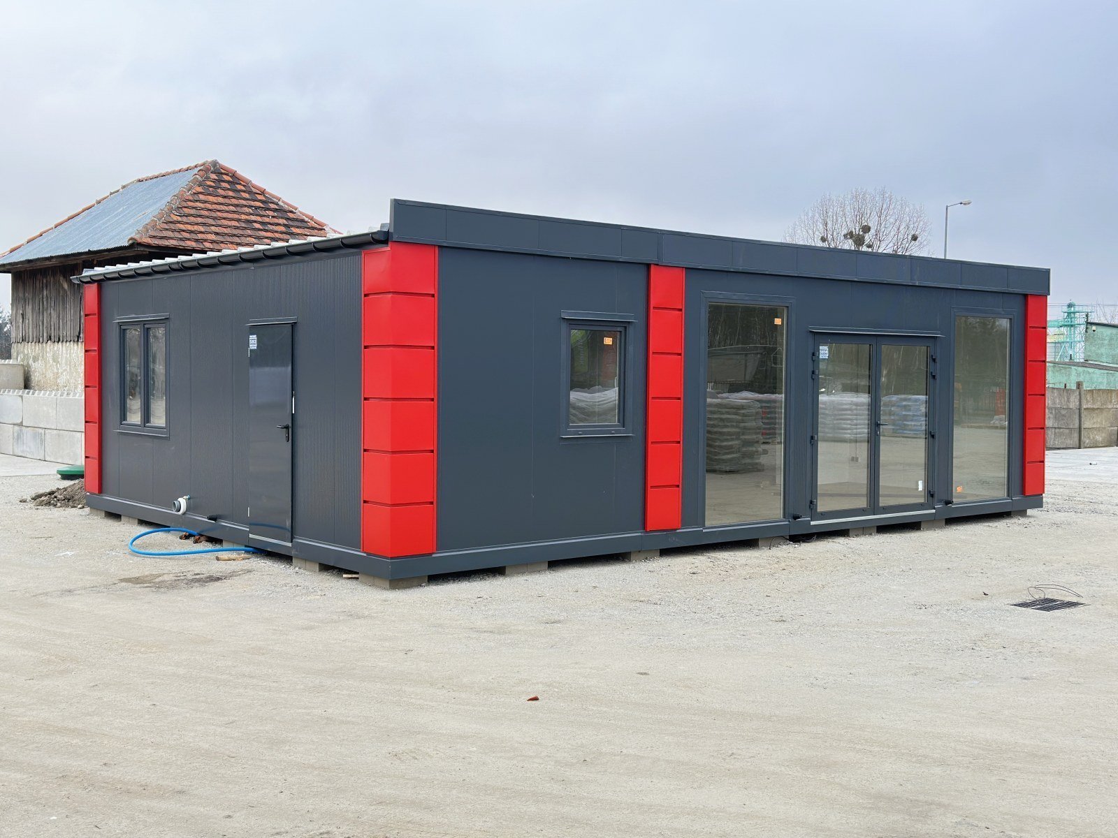 Conteneur Modulaire en panneaux sandwich – bureaux, commerces/logements, 6 pièces – 63 m² – Image 8