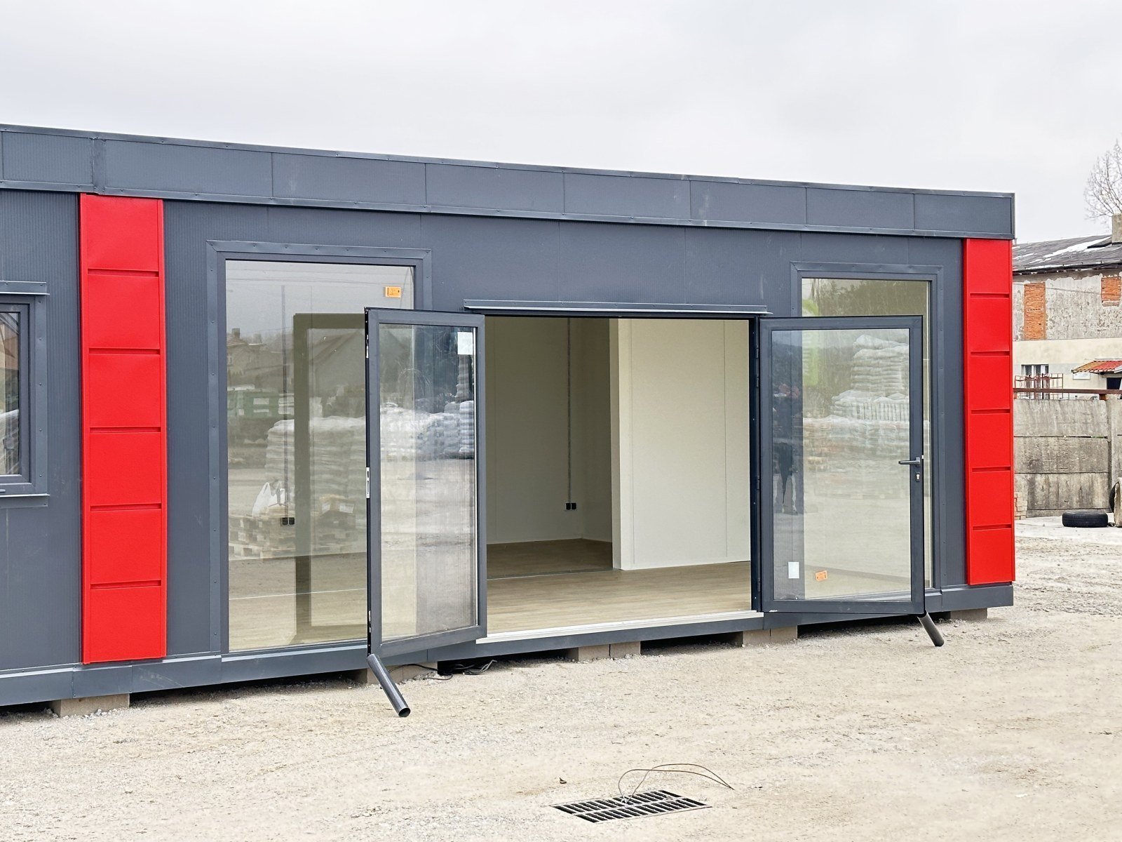 Conteneur Modulaire en panneaux sandwich – bureaux, commerces/logements, 6 pièces – 63 m² – Image 18