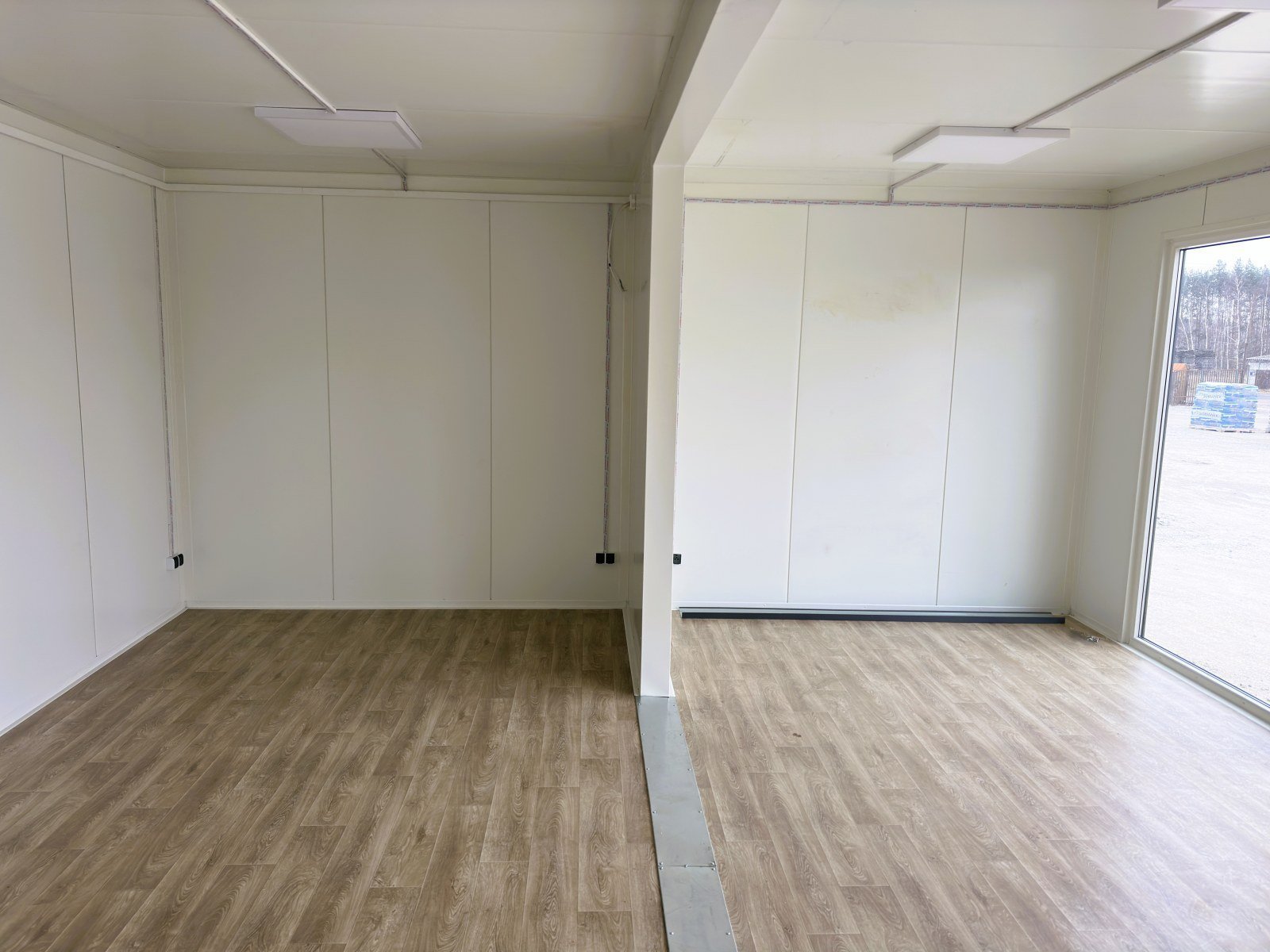 Conteneur Modulaire en panneaux sandwich – bureaux, commerces/logements, 6 pièces – 63 m² – Image 31