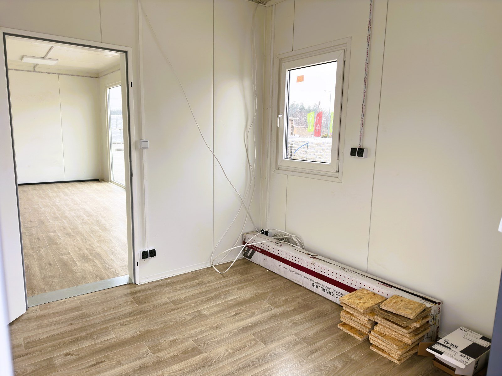 Conteneur Modulaire en panneaux sandwich – bureaux, commerces/logements, 6 pièces – 63 m² – Image 40
