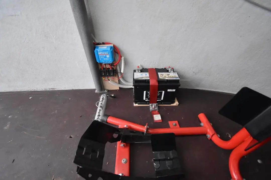 Remorque Excalibur S2 avec alimentation solaire – Image 2
