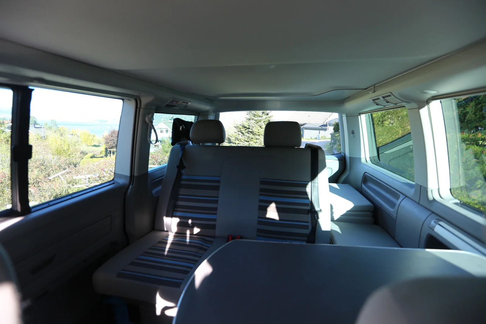 VW California BEACH EDITION 2015 180 CV 2.0 TDI – Image 9