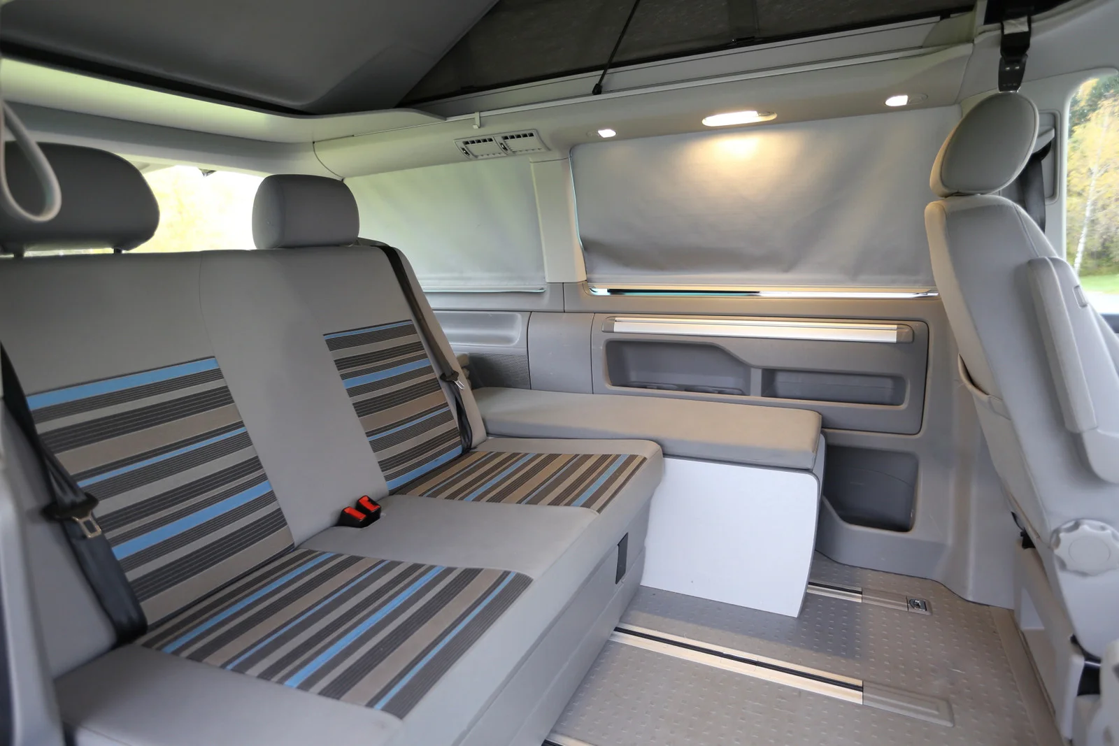 VW California BEACH EDITION 2015 180 CV 2.0 TDI – Image 19